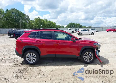 2022 Toyota Corolla Cross Le из США, поврежденный, VIN 7MUCAABG4NV021020